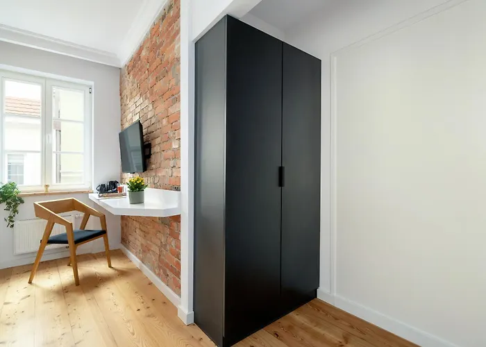 Schoeps By Renters 4* Познань