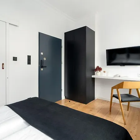 Schoeps By Renters